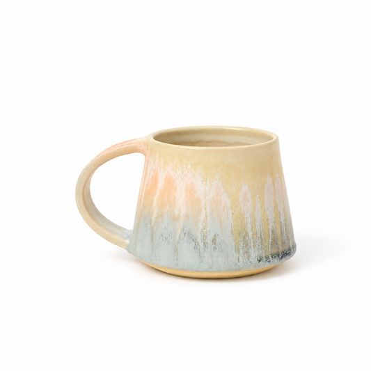 Azu Aoyagi MUG 002（ベージュ）反対側・持ち手左