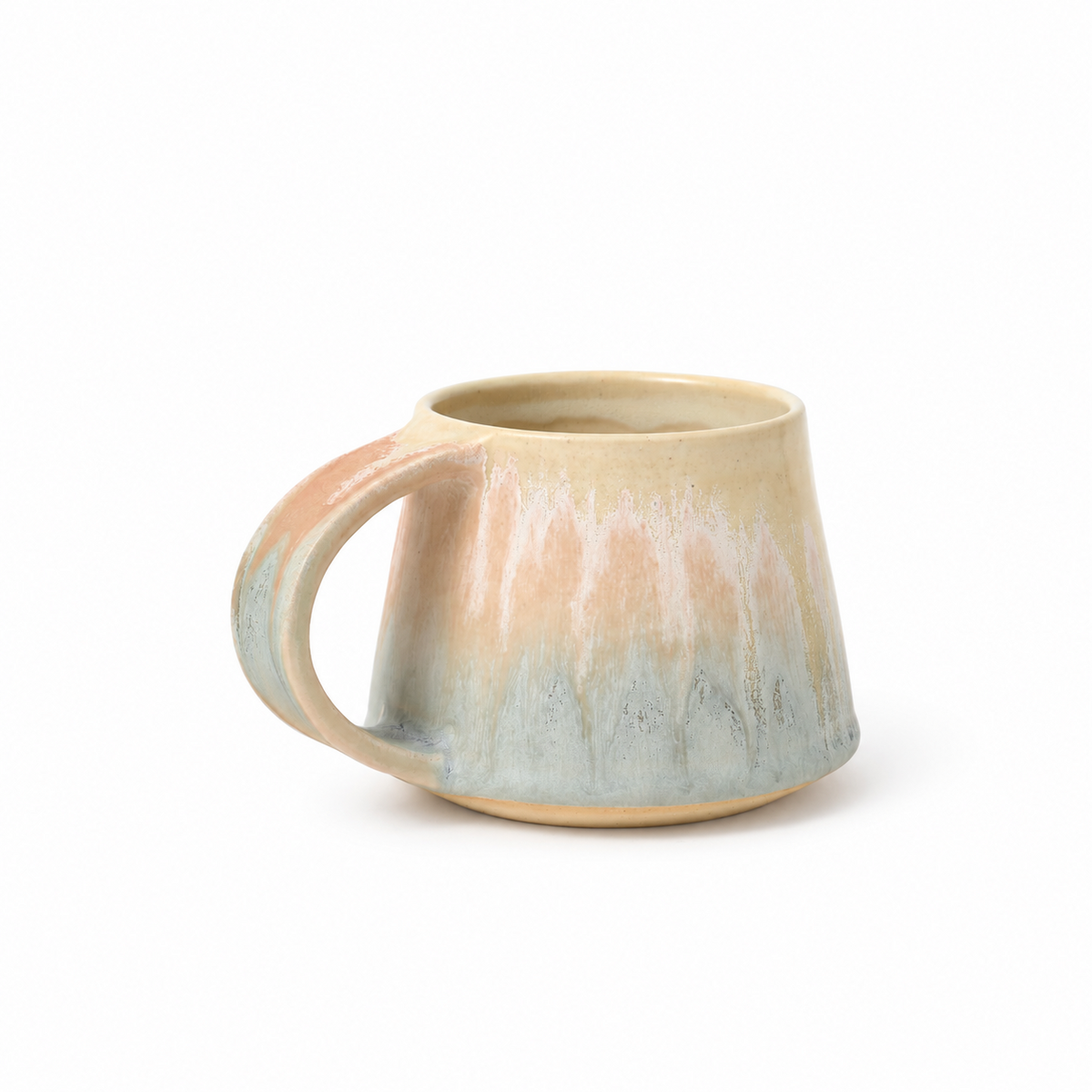 Azu Aoyagi MUG 002（ベージュ）斜め横・持ち手左